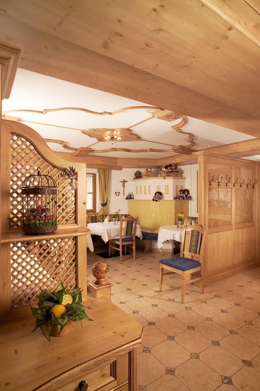 Hotel Flora Σέλβα ντι Βαλ Γκαρντένα Εξωτερικό φωτογραφία